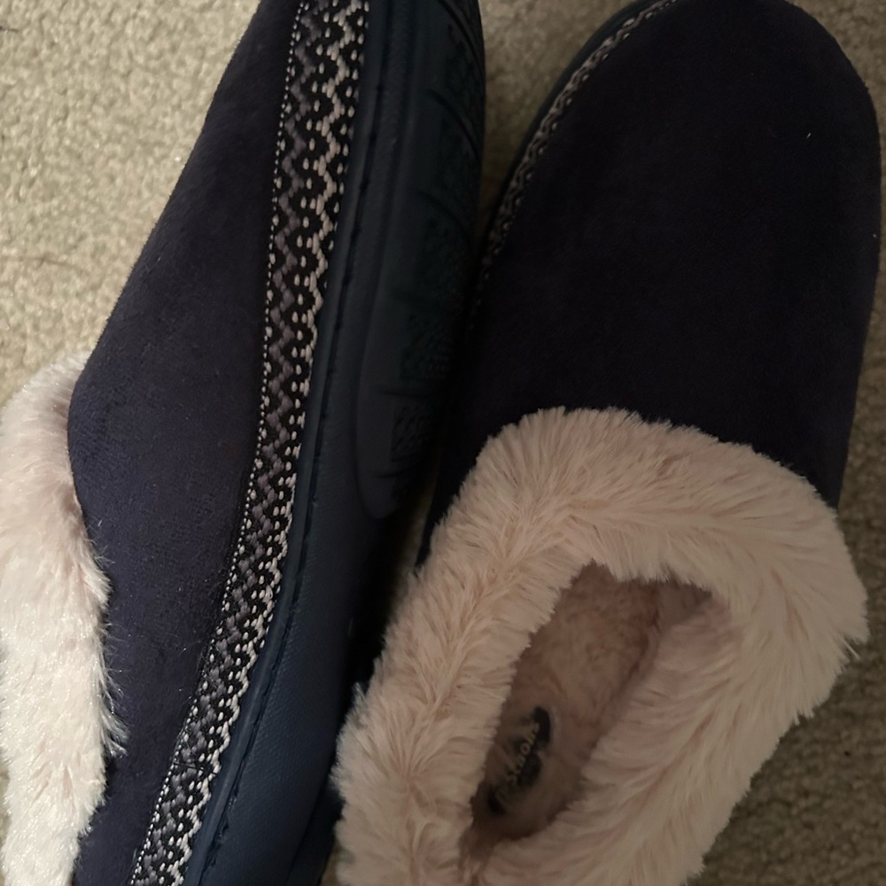 Women's Cozy Slippers with Lining by Dr Scholl’s